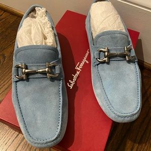 Salvatore Ferragamo suede drivers in EXCELLENT CONDITION